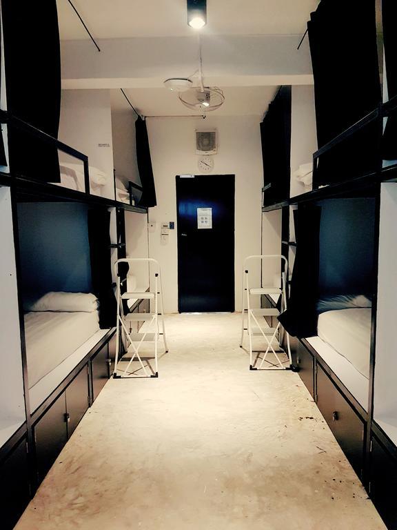 Seek Sleep Hostel بانكوك المظهر الخارجي الصورة