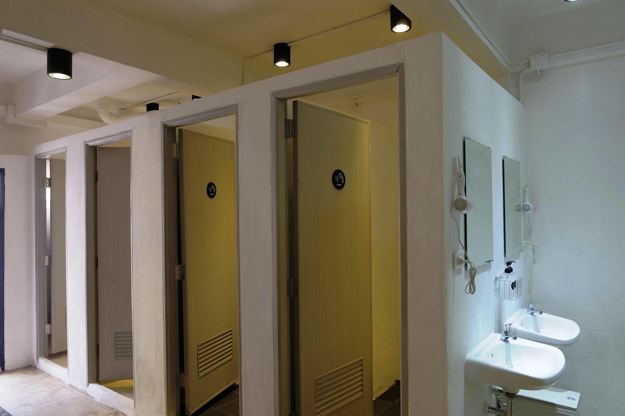 Seek Sleep Hostel بانكوك المظهر الخارجي الصورة